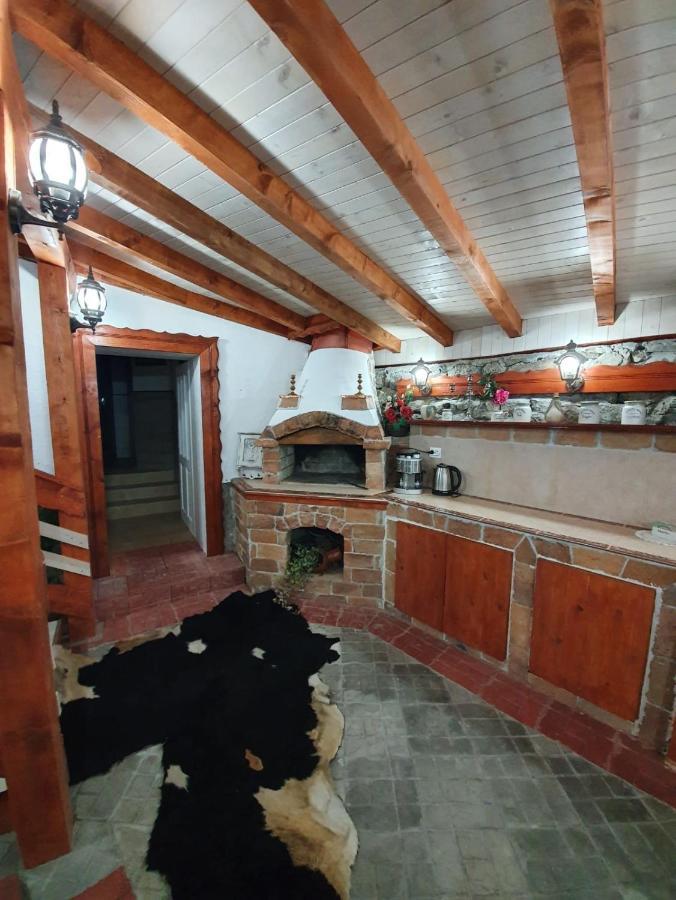 Kashtata S Paraklisa Borovo  Luaran gambar