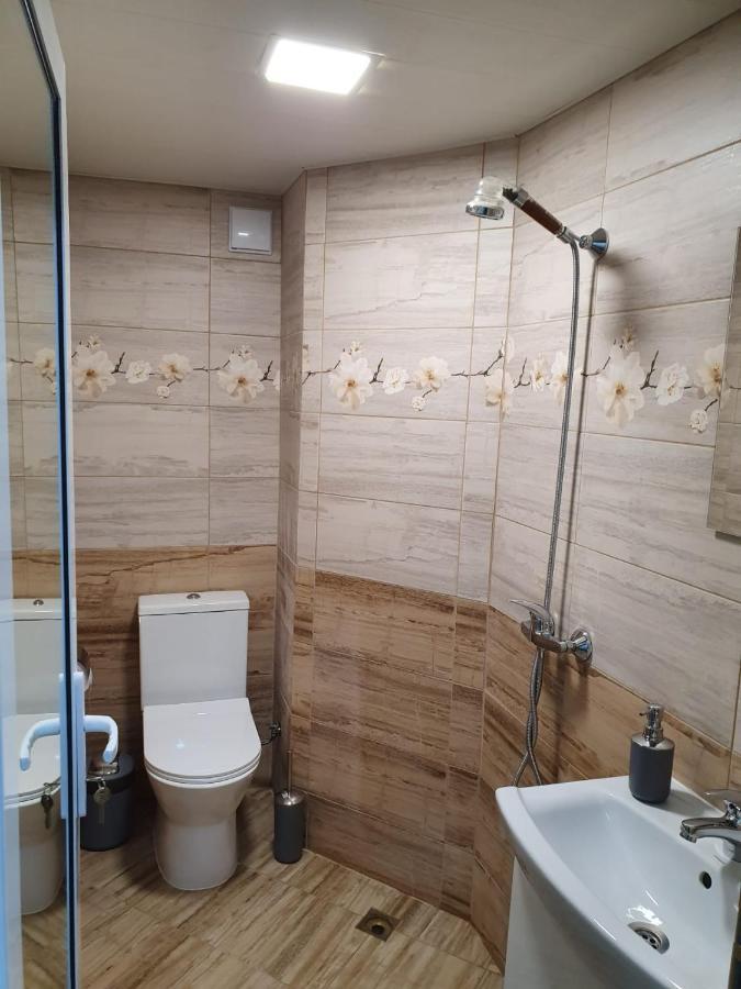 Kashtata S Paraklisa Borovo  Luaran gambar